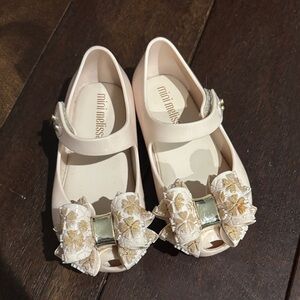 Mini Melissa Kids Cream Dress Shoes with Gold Accents